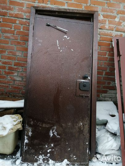 Дверь входная бу