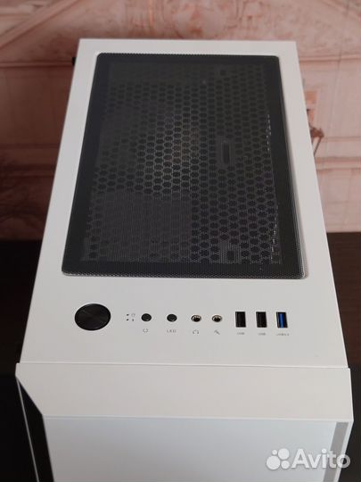 Отличный пк (Ryzen 5 2400G)