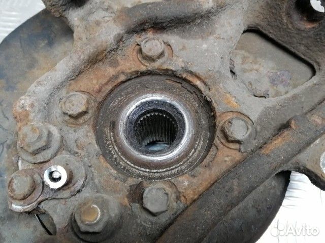 Ступица задняя правая Nissan Pathfinder R51