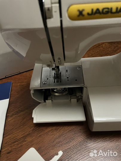Швейная машина Jaguar 596