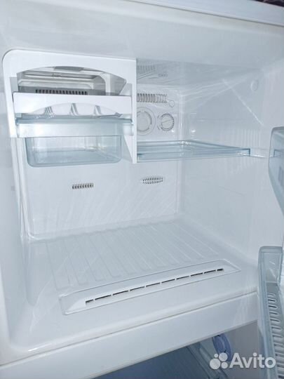 Холодильник Samsung RT-29 bvpw No Frost