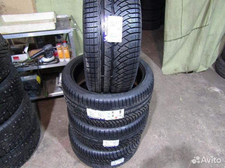 Michelin Pilot Alpin 4 255/35 R18 94V