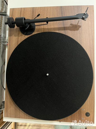 Виниловый проигрыватель pro ject