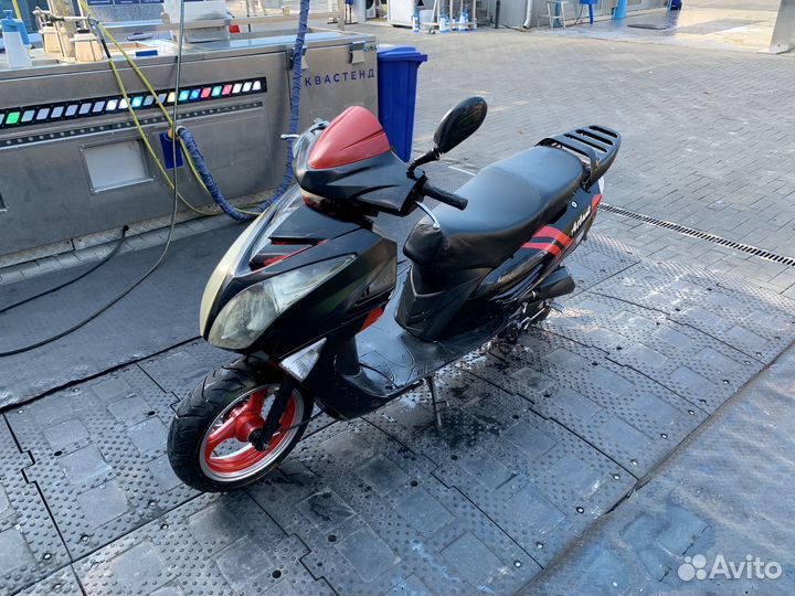 Двухместный скутер 50 кубов