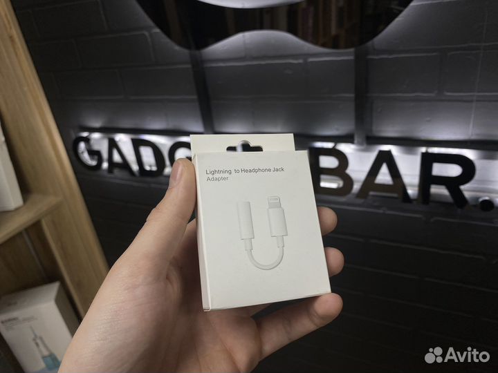 Новый переходник Apple 3.5mm to Lightning