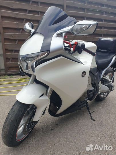 Мотоцикл Honda VFR1200fа