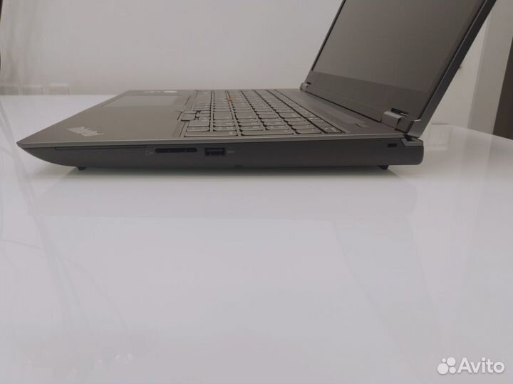 Lenovo Thinkpad P16 gen.2: i7 13850H, RTX 2000 Ada