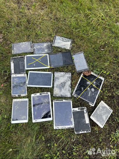 Лот из iPad