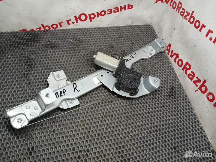 Стеклоподъемник передний правый Renault Duster