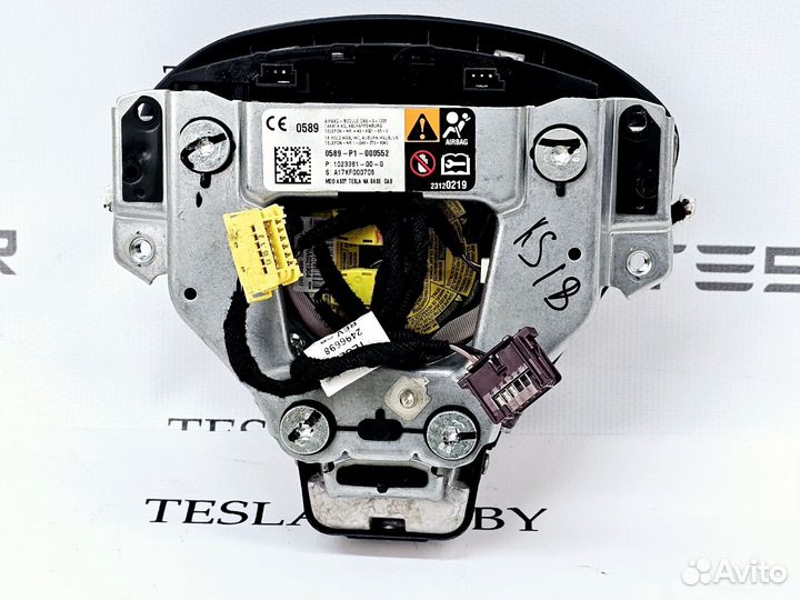 Подушка безопасности водителя Tesla Model S рест