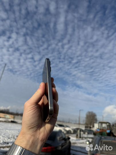 iPhone 15 Pro, 256 ГБ