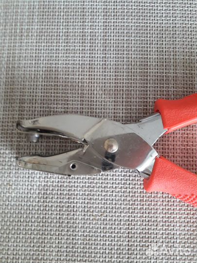 Дырокол - перфоратор для скрапбукинга