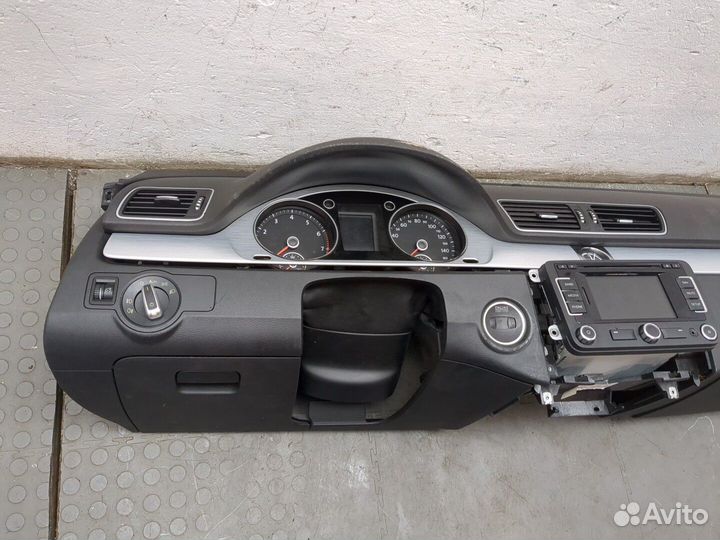 Панель передняя салона Volkswagen Passat CC, 2013