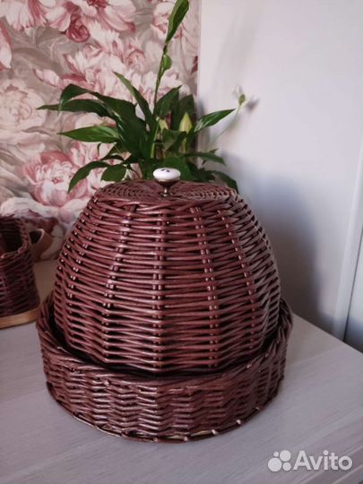 Хлебница. Ручная работа