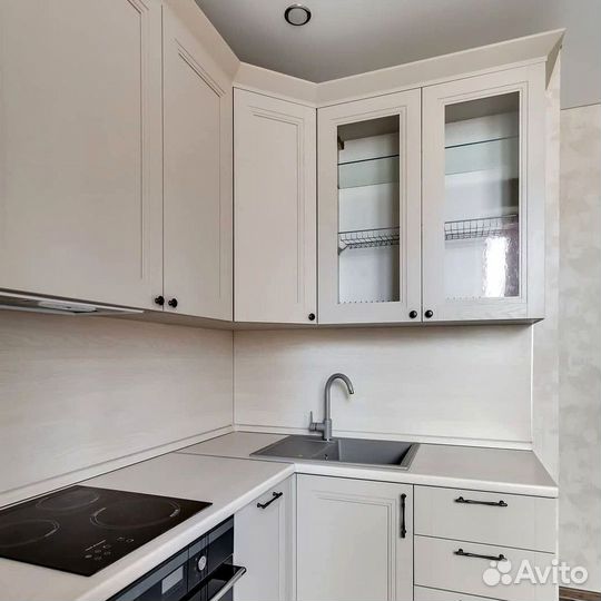 Кухня в потолок на заказ