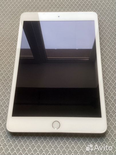 Apple iPad mini 3 16Gb Wi-Fi + Cellular, серебро