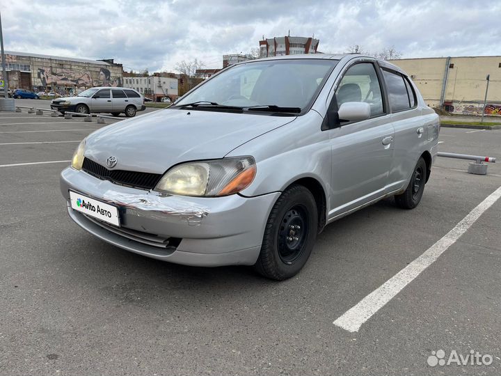 Toyota Platz 1.0 AT, 2000, 299 000 км