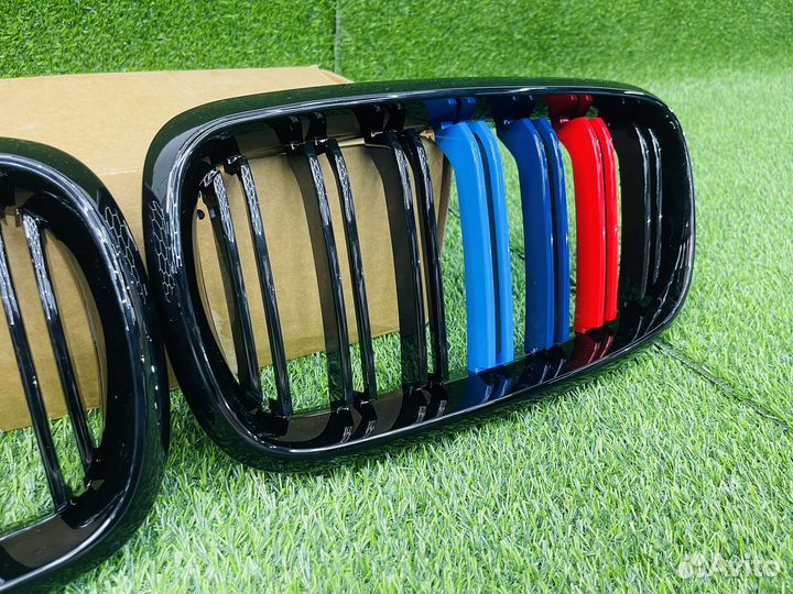 Решетка радиатора BMW Х5 F15 X6 F16 триколор