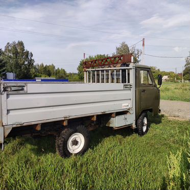 Бортовой УАЗ 3303, 1995