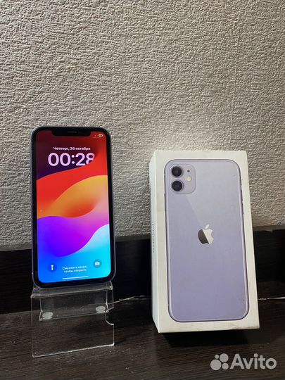 iPhone 11, 64 ГБ
