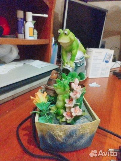 Лягушка фонтан