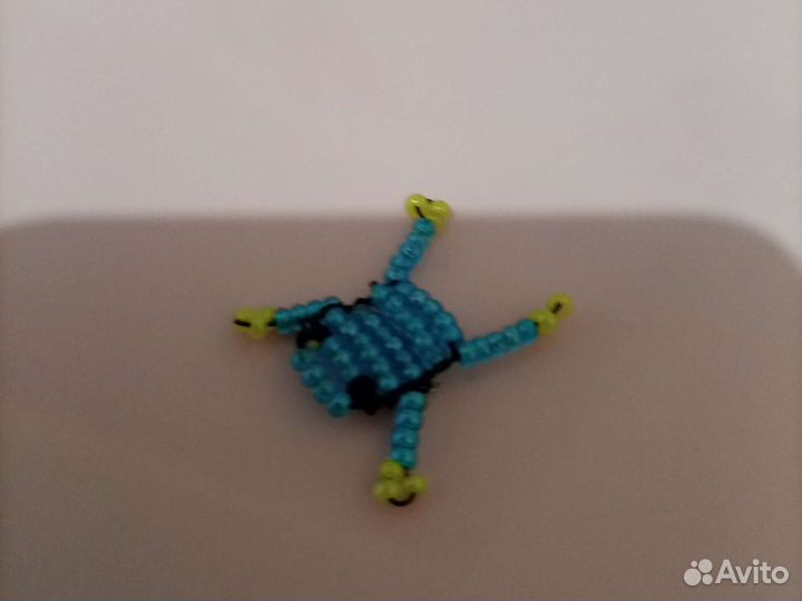 Лягушка из бисера