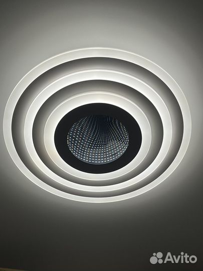 Светодиодный светильник новый