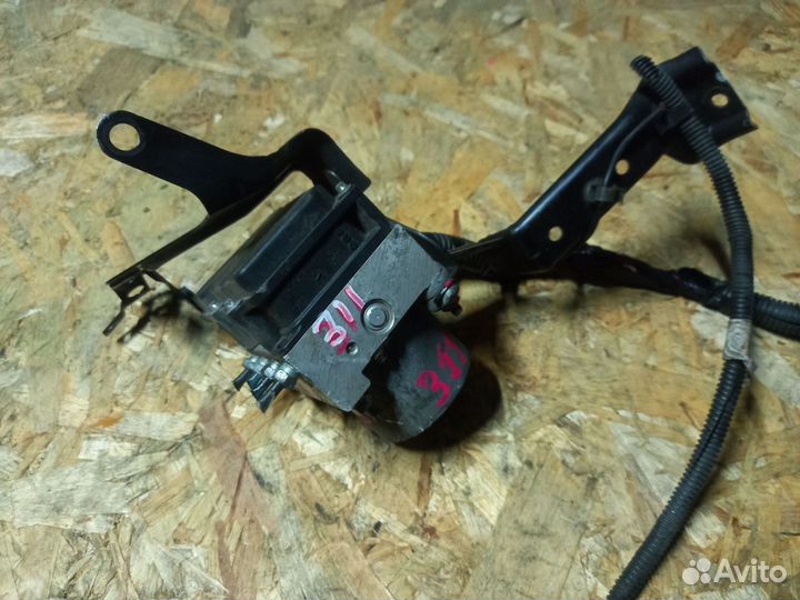 311 Блок ABS Subaru