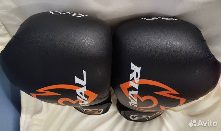 Боксерские перчатки Rival RS11V Black 14 oz