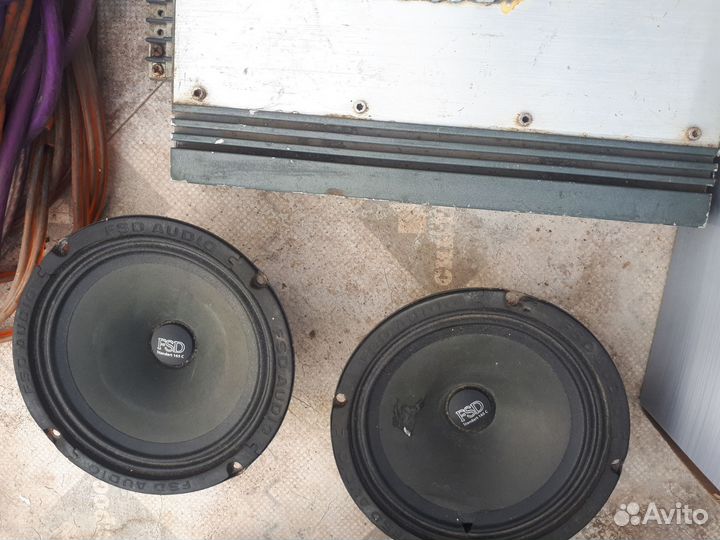 Музыка в автомобили