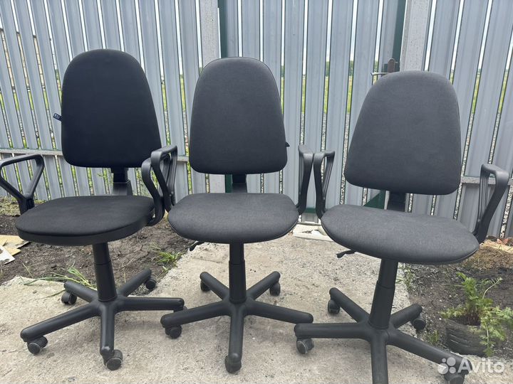 Компьютерное кресло