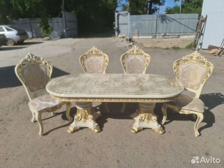 Столы, стулья