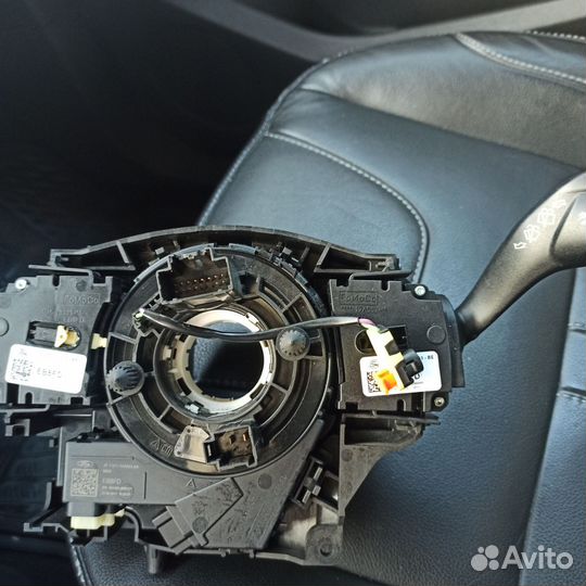 Блок подрулевых переключателей Ford Kuga