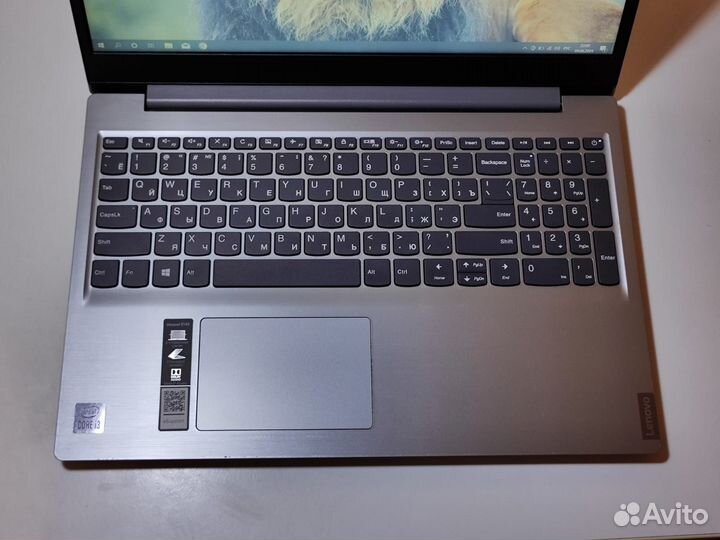 Lenovo 15.6 Full HD/i3-1005G1/8Gb/512Gb SSD