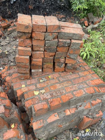 Кирпич бу