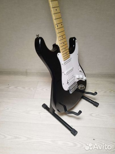 Электрогитара