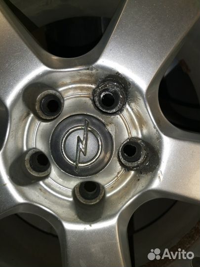 Pirelli Formula Ice 215/65 R16