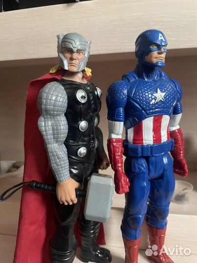 Игрушки. Капитан Америка и Тор. Hasbro