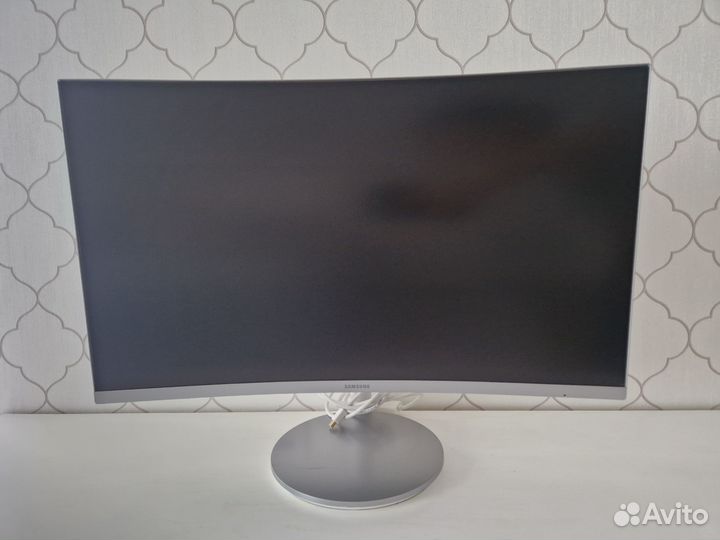 Монитор Samsung изогнутый 27' C27F591FDI