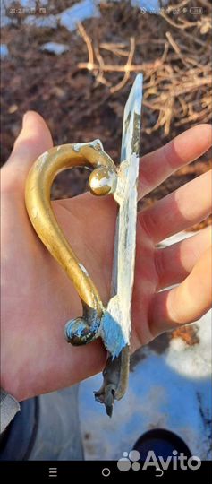 Дверная ручка