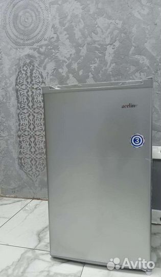 Минихолодильник новый