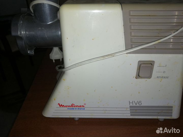 Мясорубка электрическая moulinex