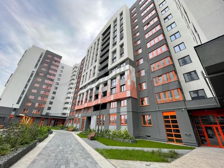 2-к. квартира, 65,2 м², 4/12 эт.