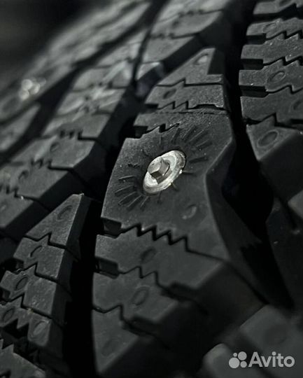 Pirelli Formula Ice 235/65 R17 108