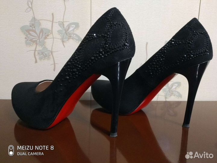 Женские туфли