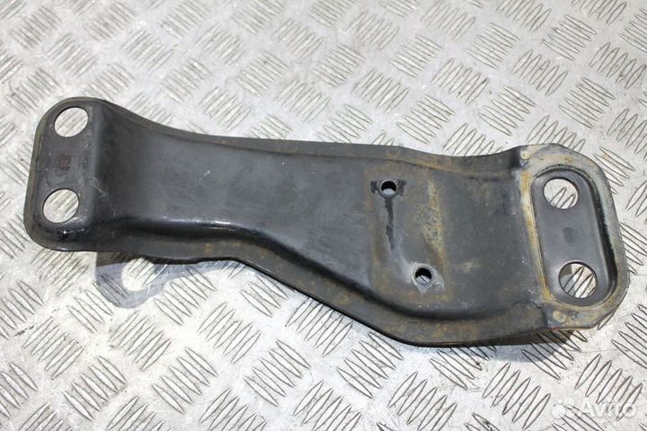 Траверса кпп МКПП Subaru Forester SF Impreza GC
