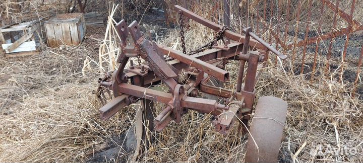 Плуг Минский Завод Шестерен 3-5 корп. (ПЛН-3 (4, 5)-35П ), 1991