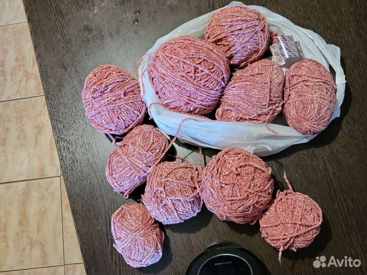 Нитки для вязания новые