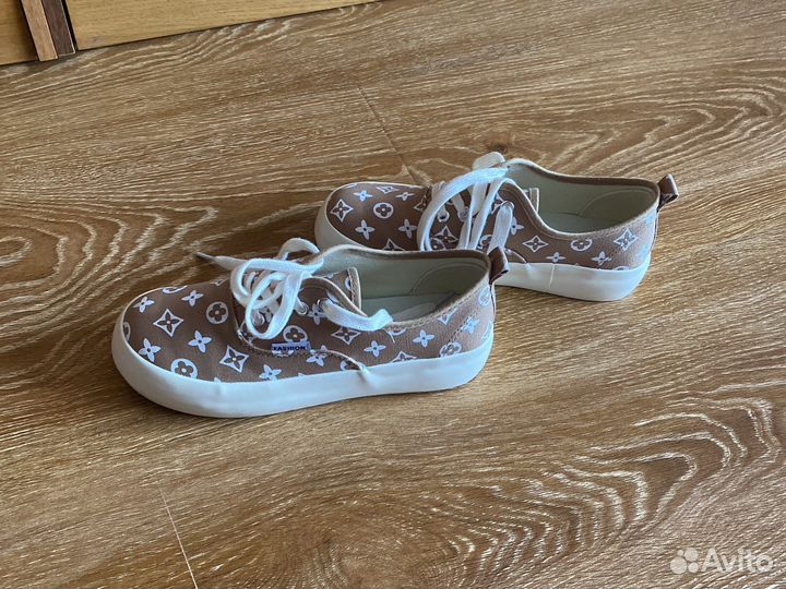 Кеды женские louis vuitton