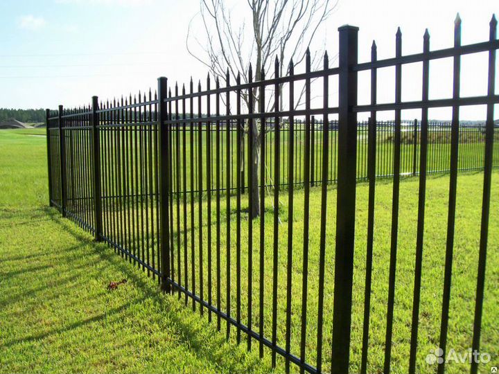 Ограждение из металлоконструкций